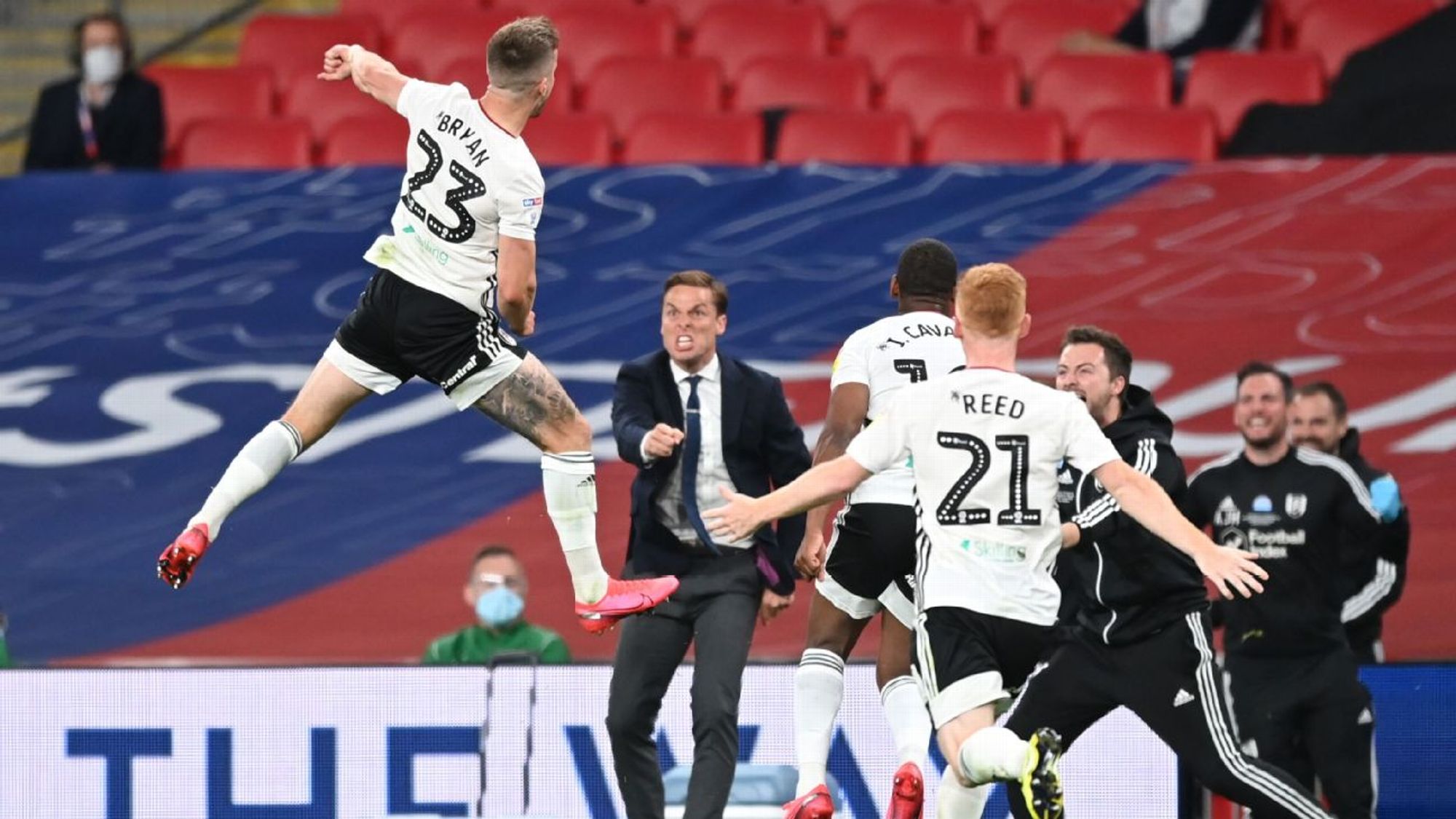 键比赛中的 键比赛中的